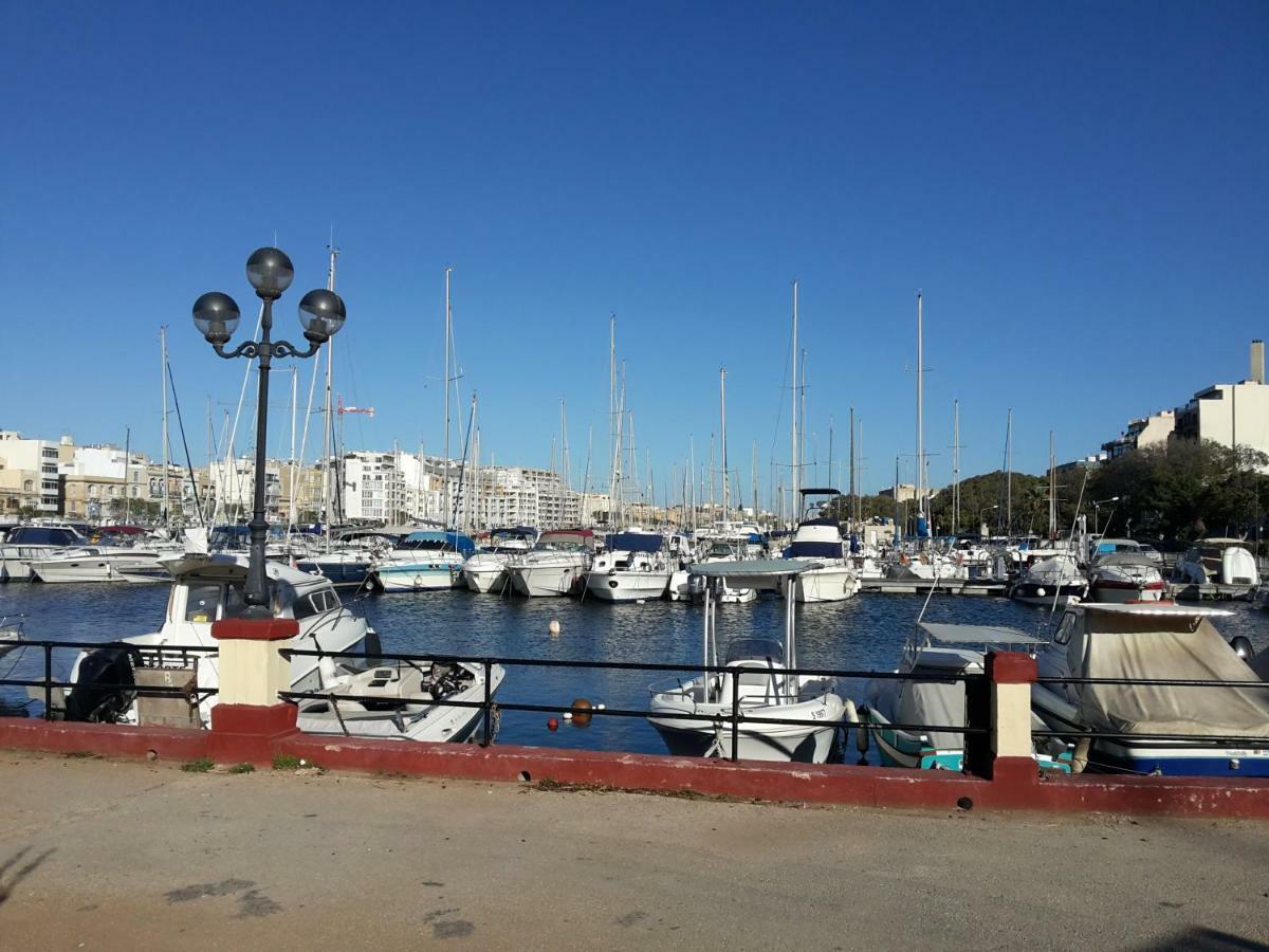 Seafront Room Msida Luaran gambar