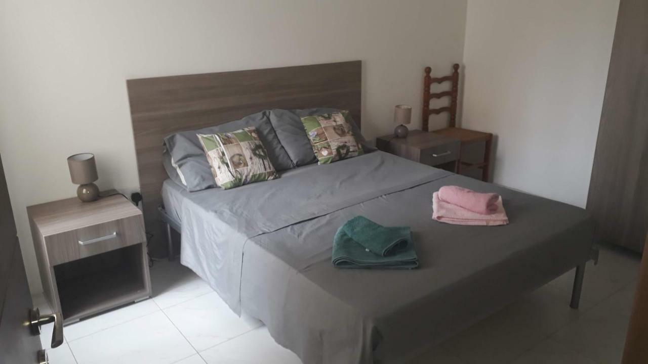 Seafront Room Msida Luaran gambar